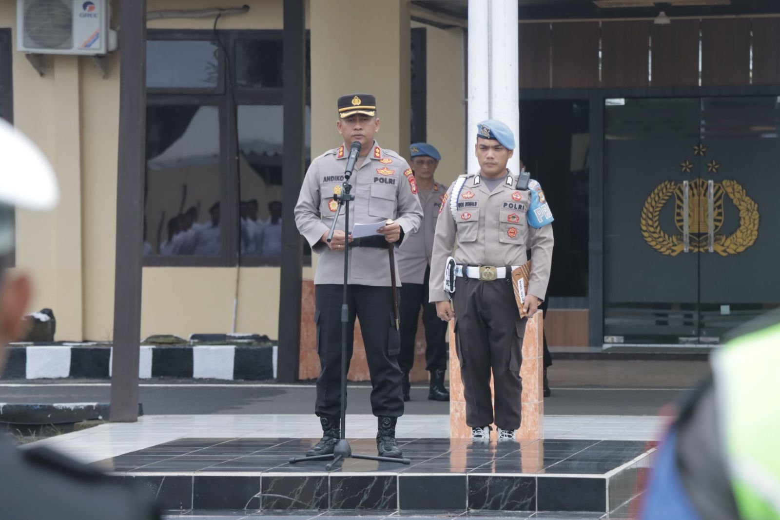 Gelar Upacara Korps Raport Kenaikan Pangkat. Ini Pesan Kapolres Pinrang ...