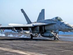 F/A-18 MURDER HORNET sekarang resmi dengan Dilengkapi Sembilan Rudal Udara-Ke-Udara